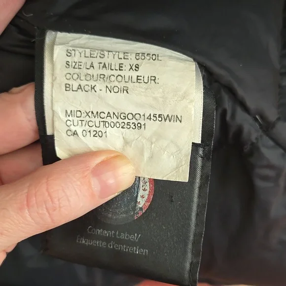 PRICED TO SELL trillium parka - Picture 8 of 11